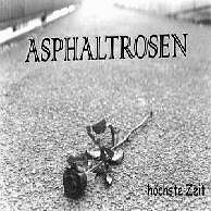 Marc: Bass / Micky: Gitarre & Backgr. / Marc: Schlagzeug & Background / Ralf: Gesang & Gitarre